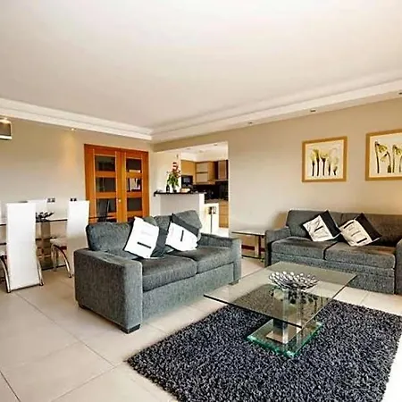 Carvoeiro Sleeps 6 Air Con Wifi Apartman