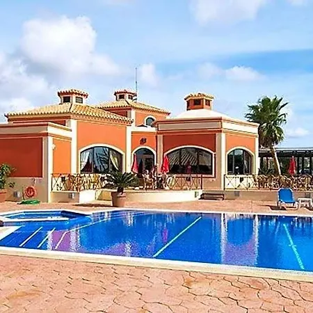 Carvoeiro Sleeps 6 Air Con Wifi * Carvoeiro (Lagoa)